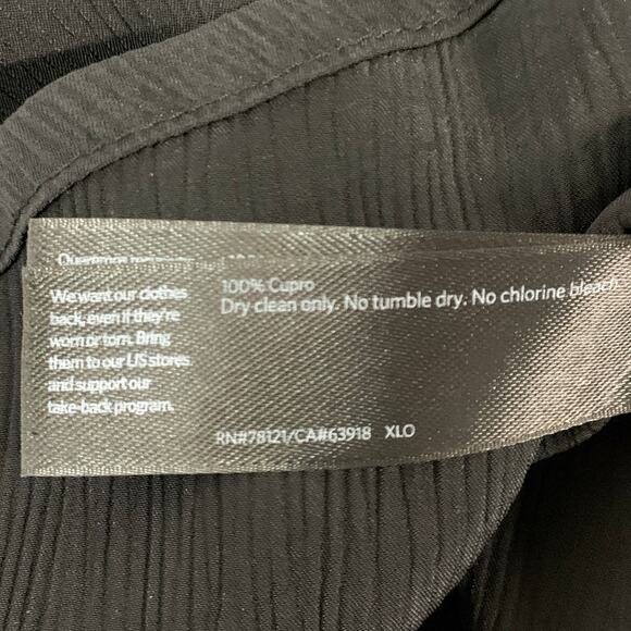 Eileen Fisher L Black Textured Cupro Round Neck Top Easy Fit Long Length - Picture 8 of 9